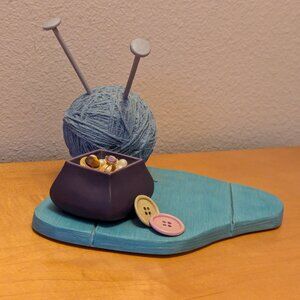 WDCC Tinker Bell "Little Charmer Base" from Peter Pan 2001 Members Only